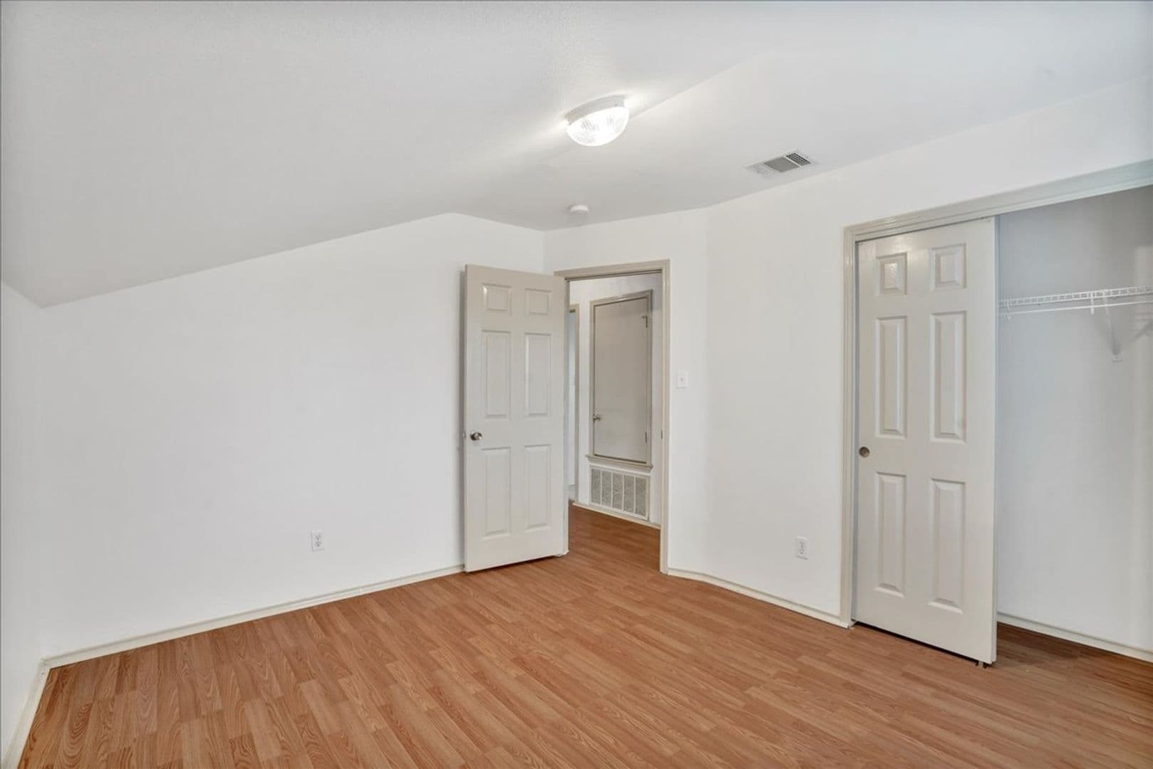 Leander House: 1405 Scottsdale Dr