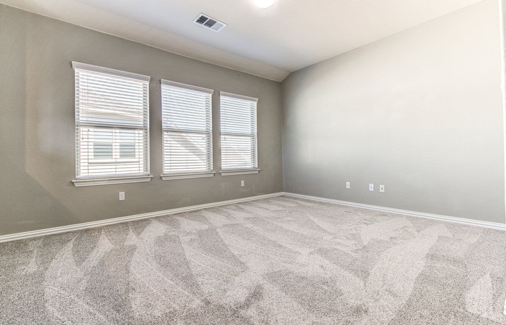 Leander House: 508 Nogales Ln