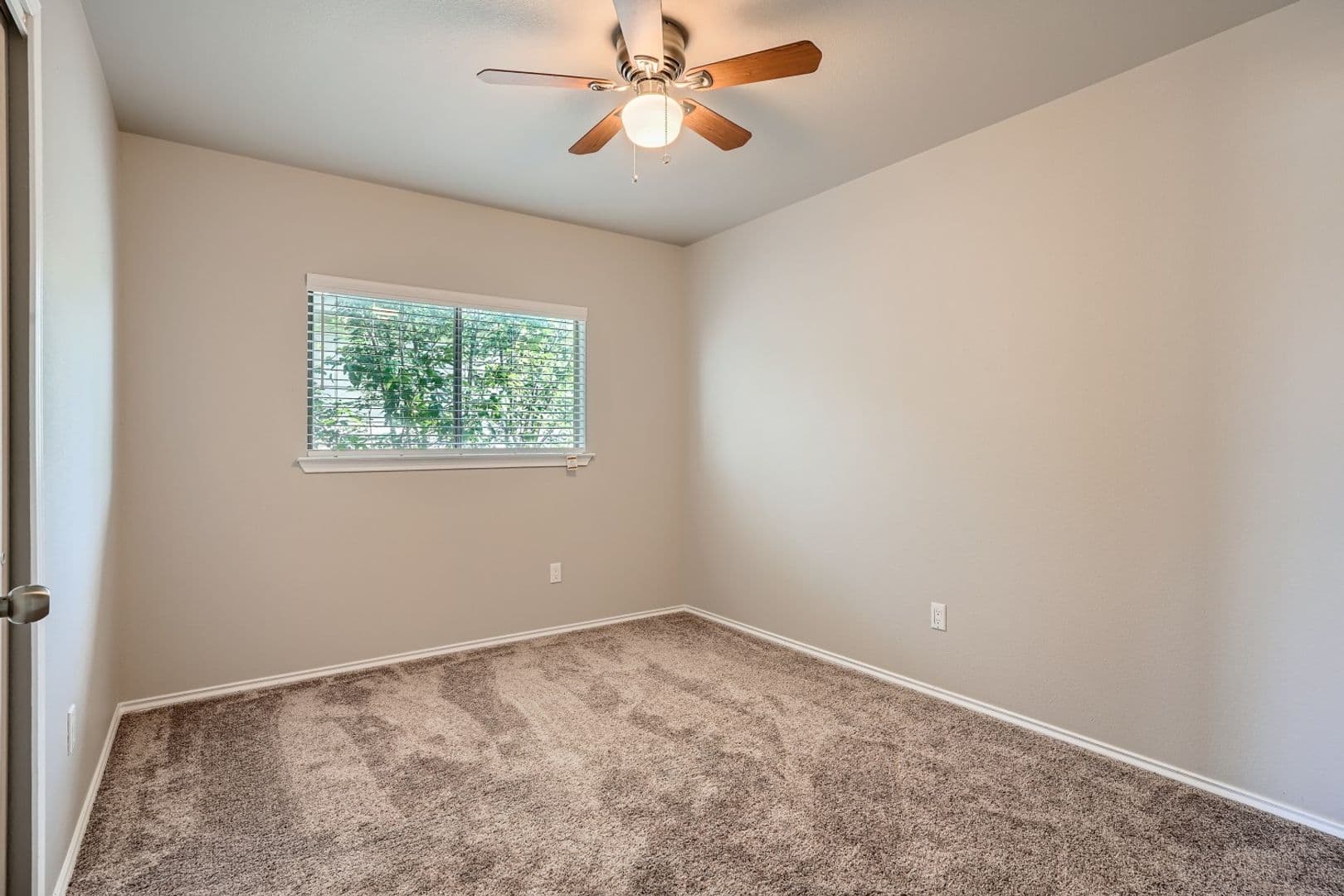 Round Rock House: 1211 Champion Dr