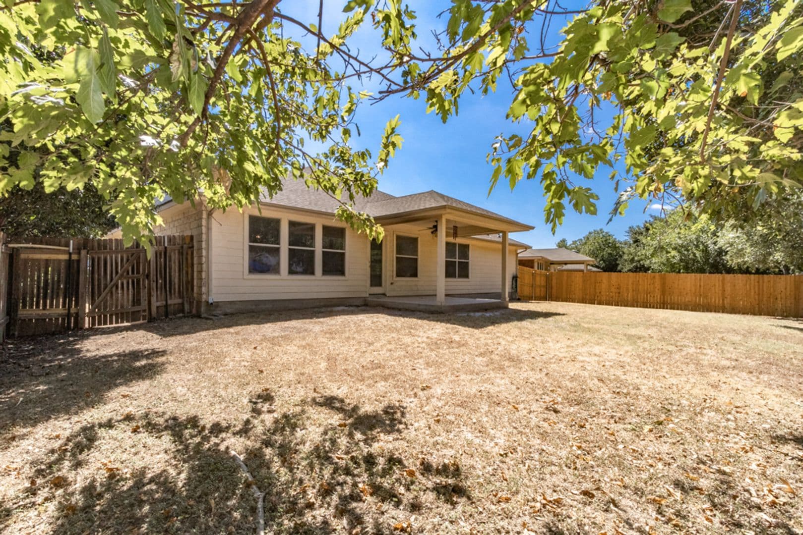 Round Rock House: 1010 Klondike Loop