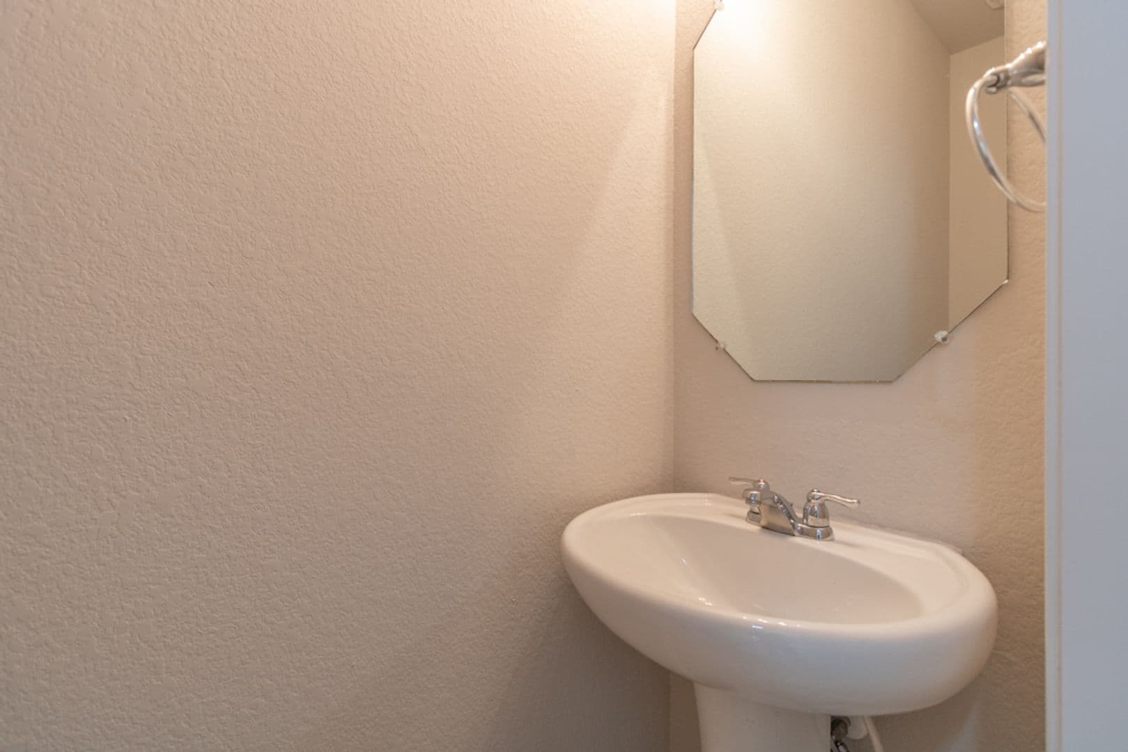 Round Rock House: 2880 Donnell Dr Unit #4101