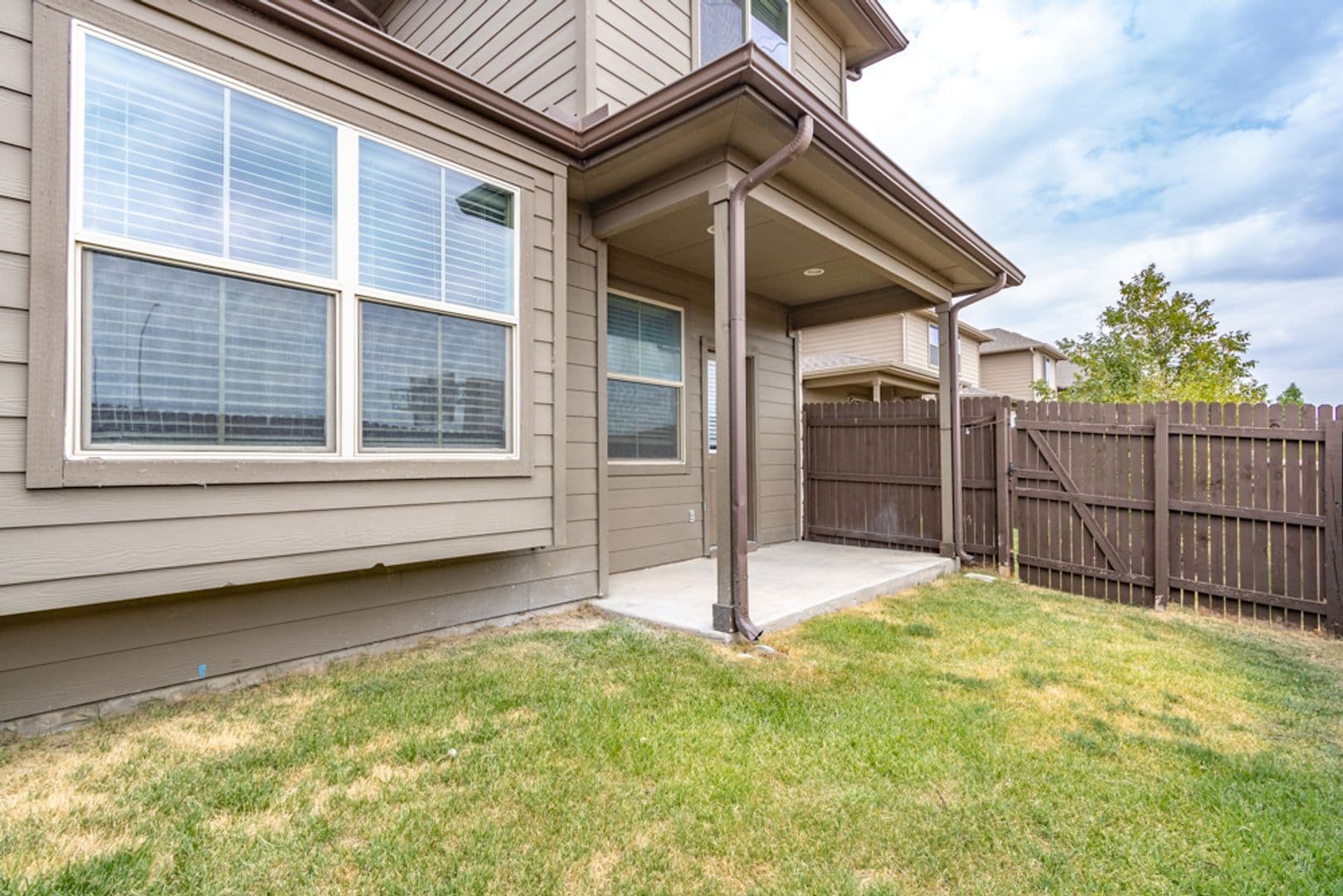 Round Rock House: 2880 Donnell Dr Unit #4101