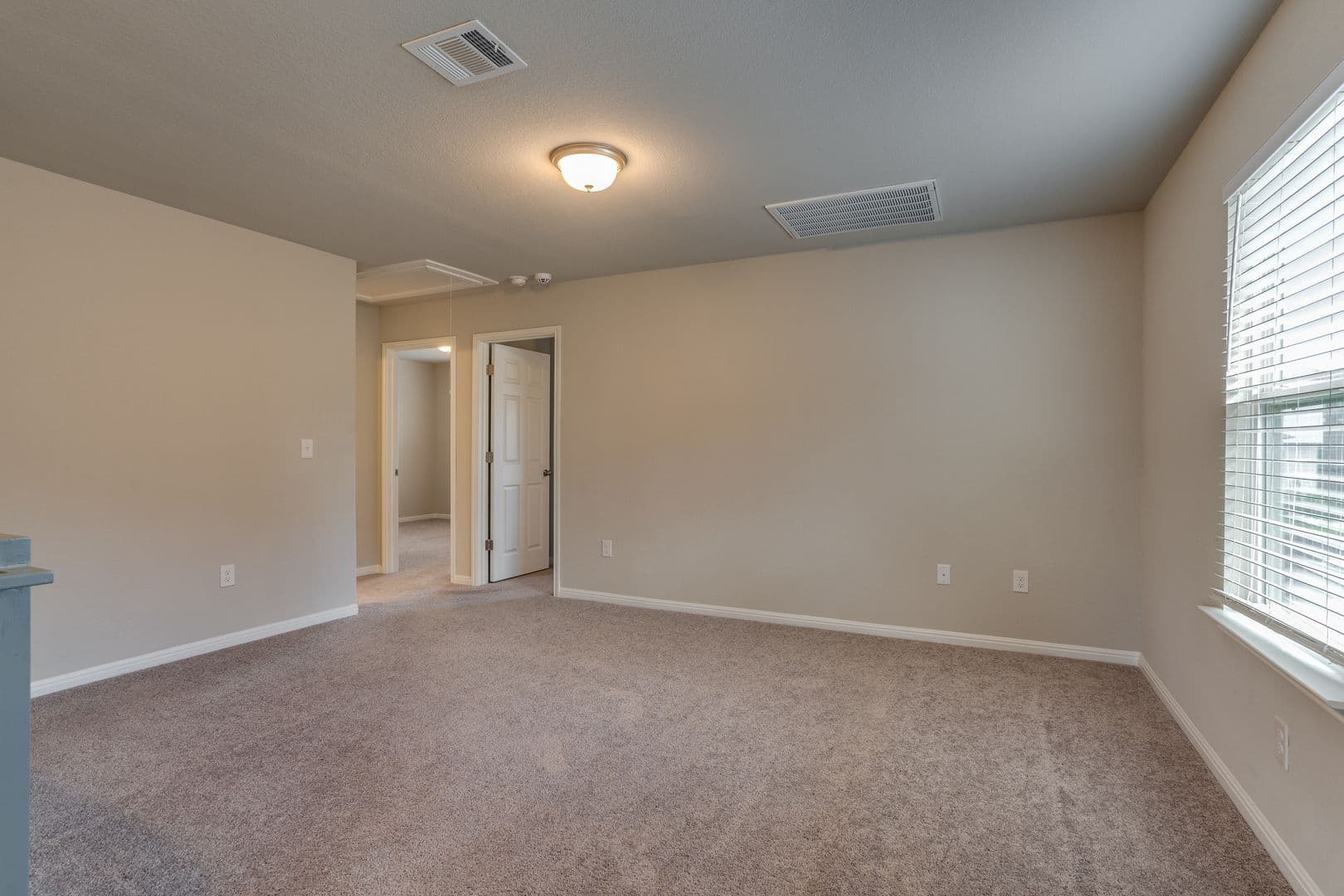Leander House: 237 Hauser Drive
