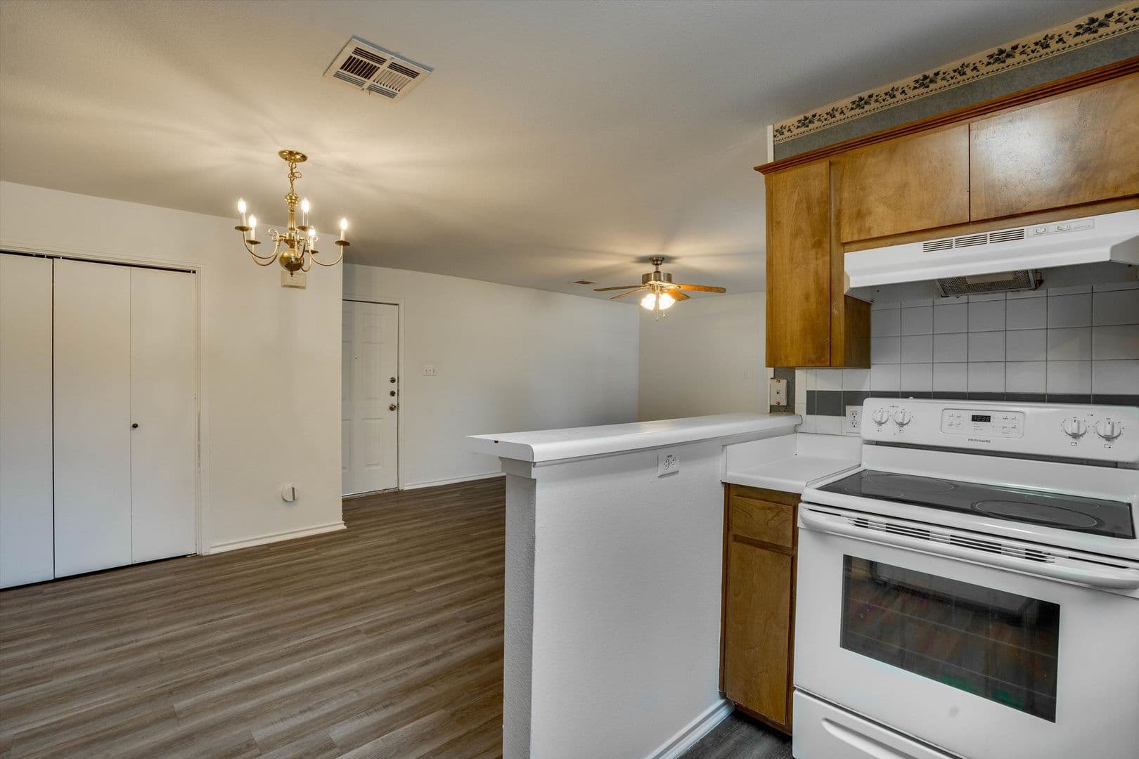 Round Rock House: 1720 Rawhide Loop