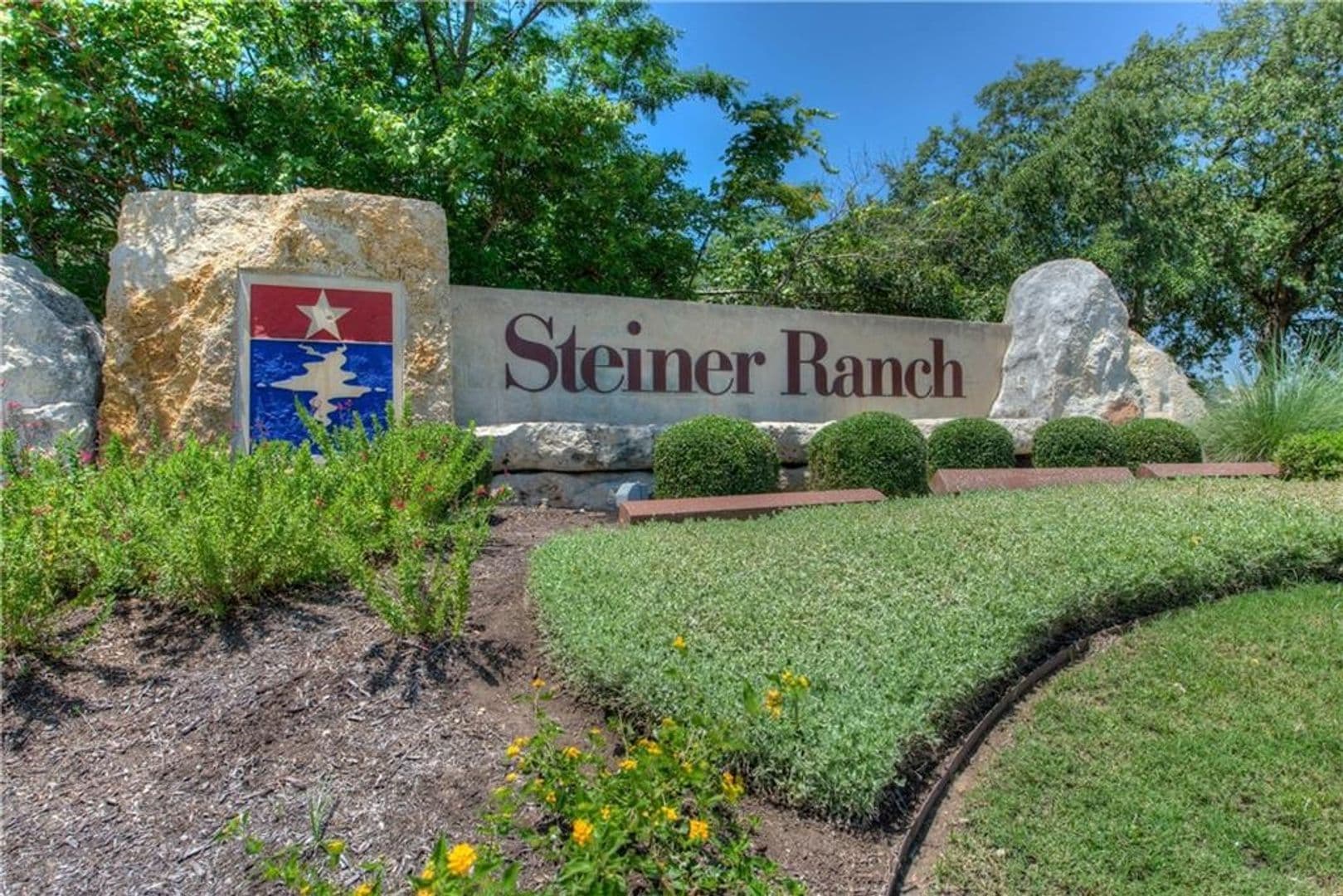 Austin House: 12221 Montclair Bend