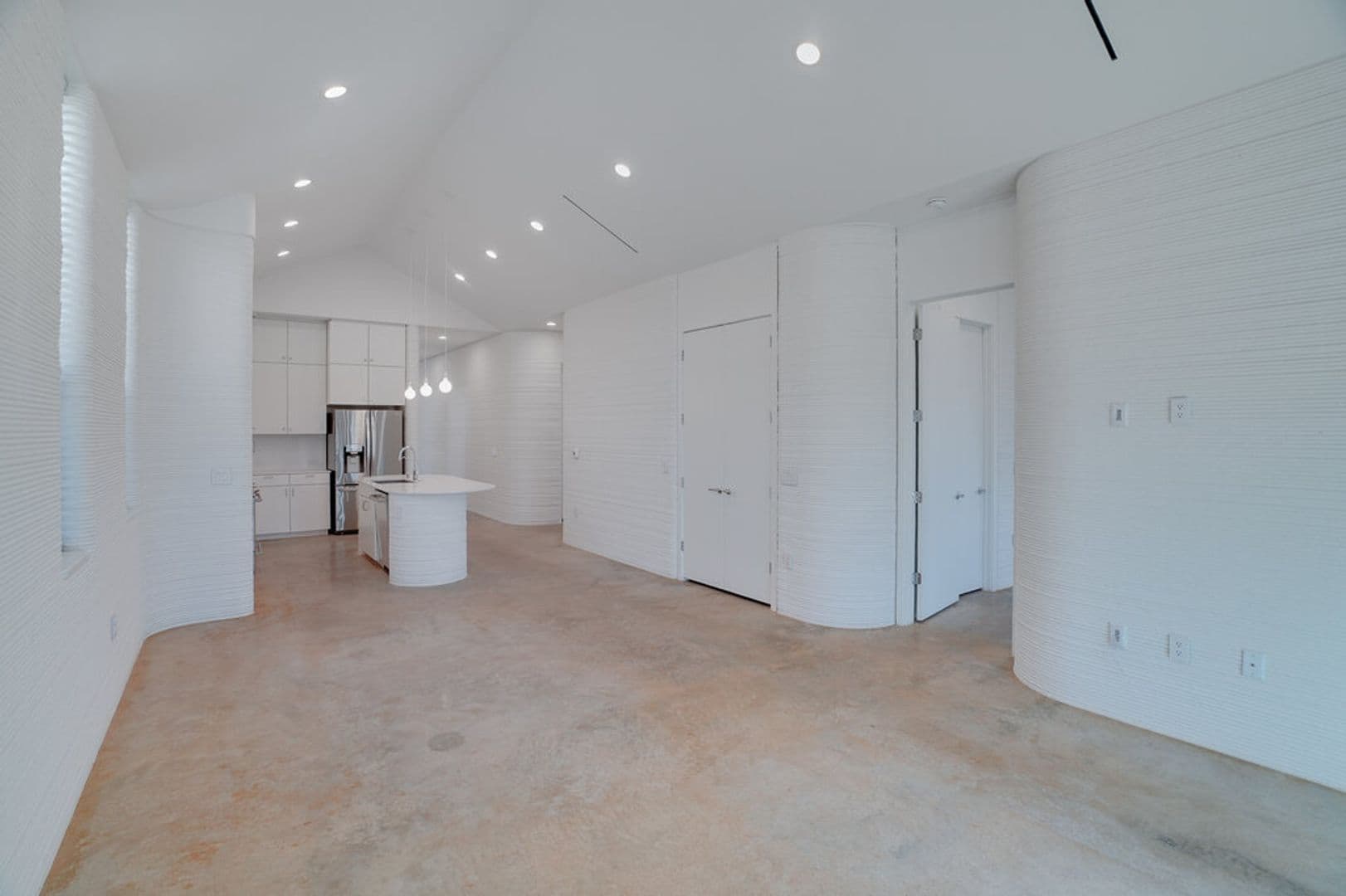 Georgetown House: 304 Painted Sunset Dr
