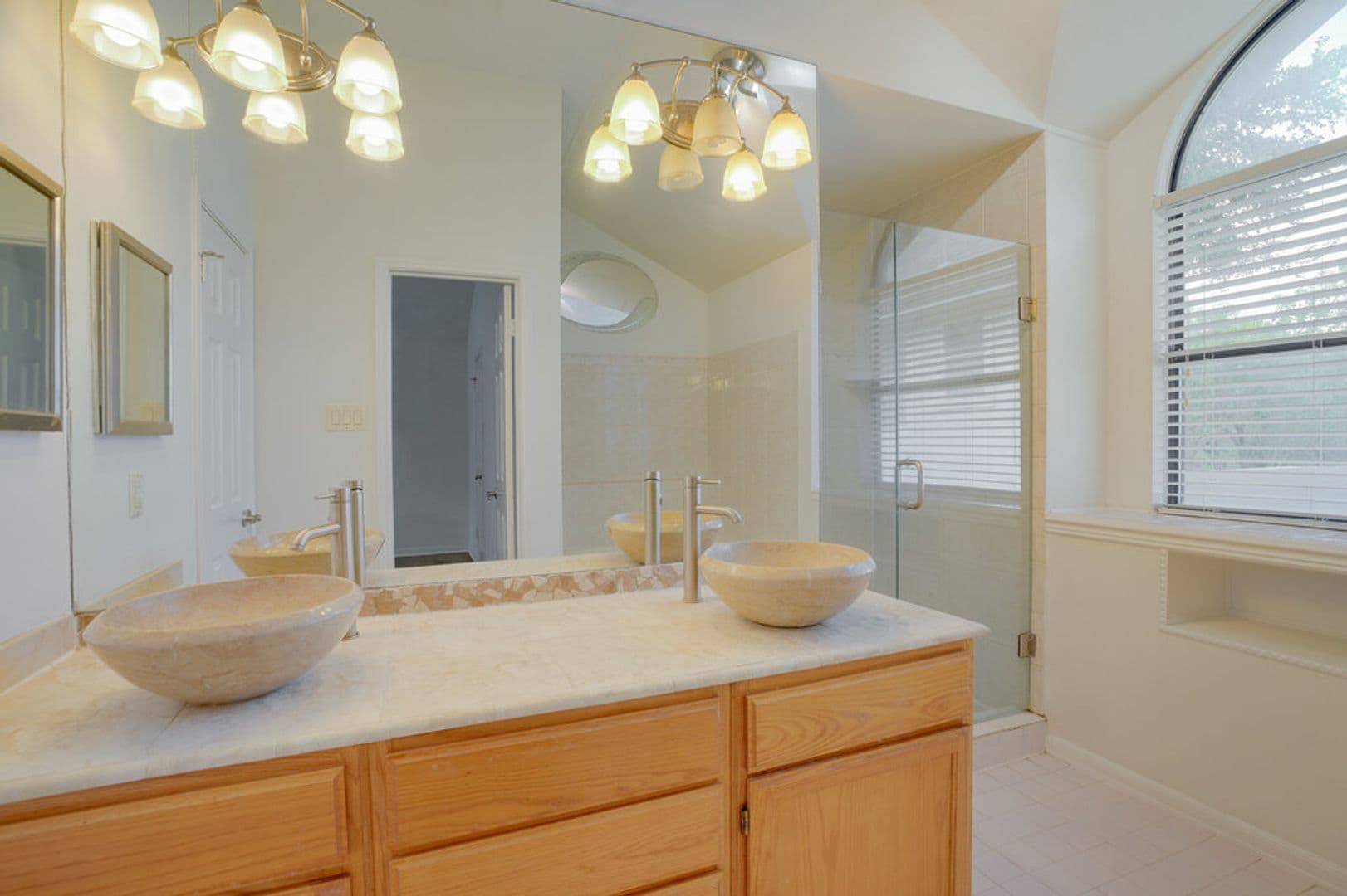 Austin House: 8625 Ephraim Rd