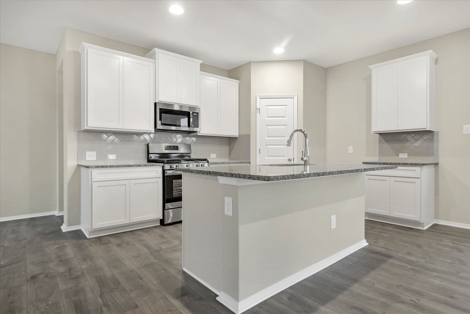 San Marcos House: 135 Lyndon Drive