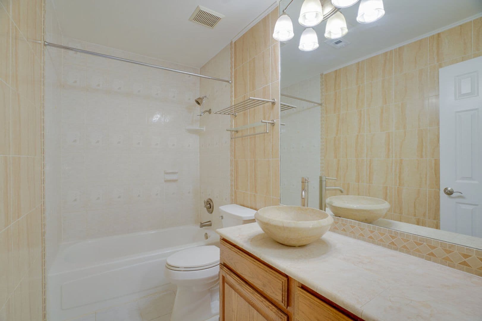 Austin House: 8625 Ephraim Rd