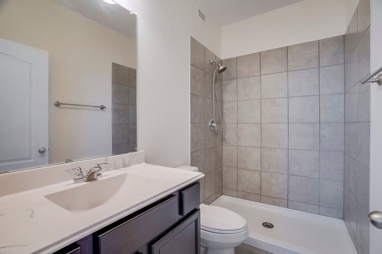 Kyle House: 576 Ferrule Drive