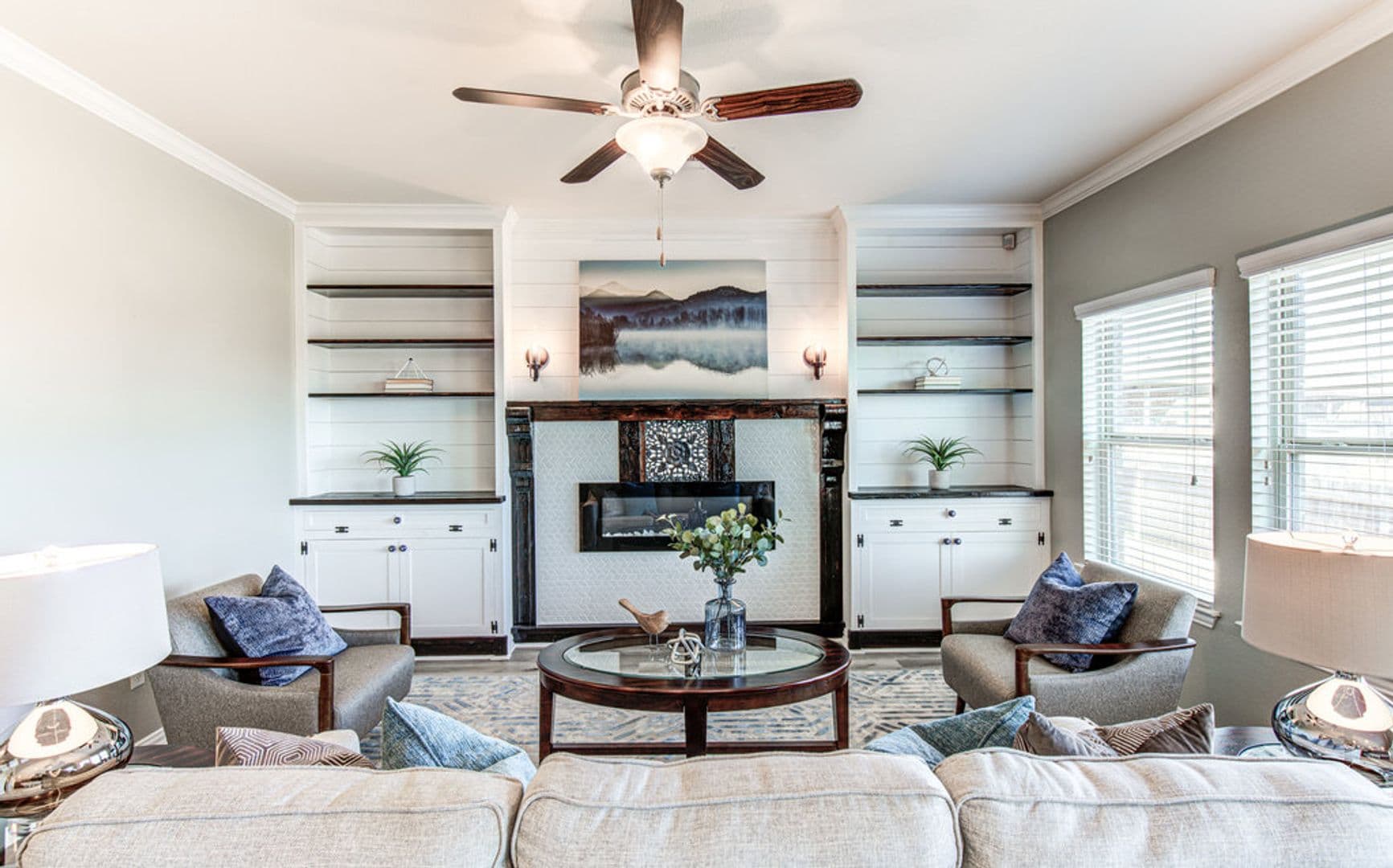 Leander House: 508 Nogales Ln