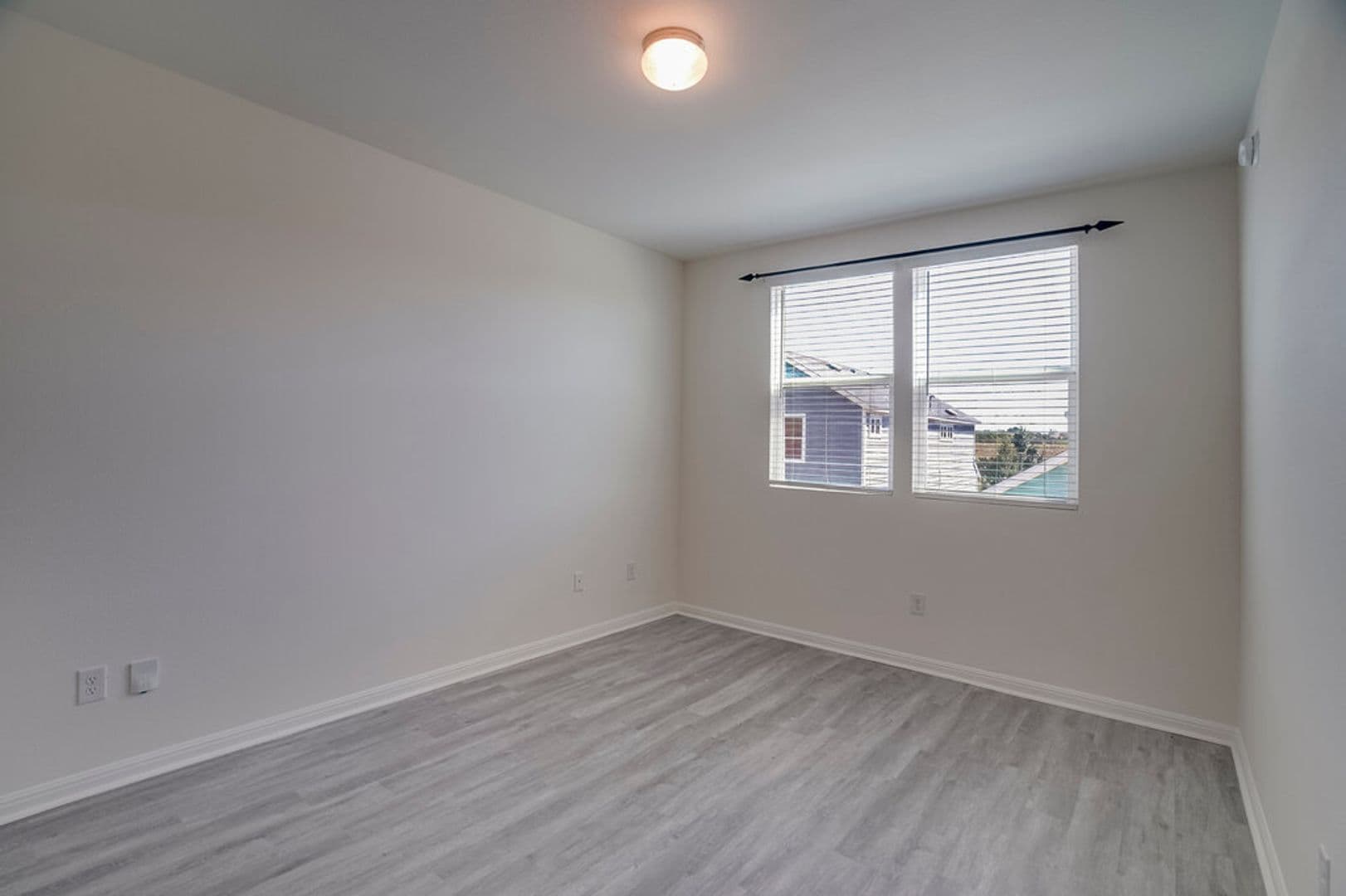 Kyle House: 576 Ferrule Drive