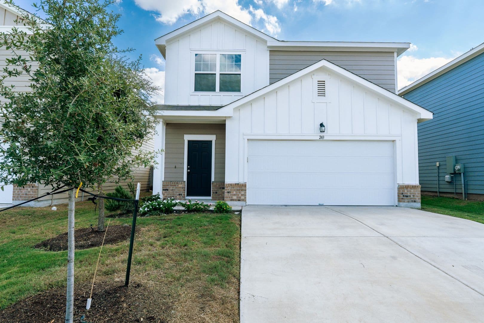 Hutto House: 243 Waterbuck Loop