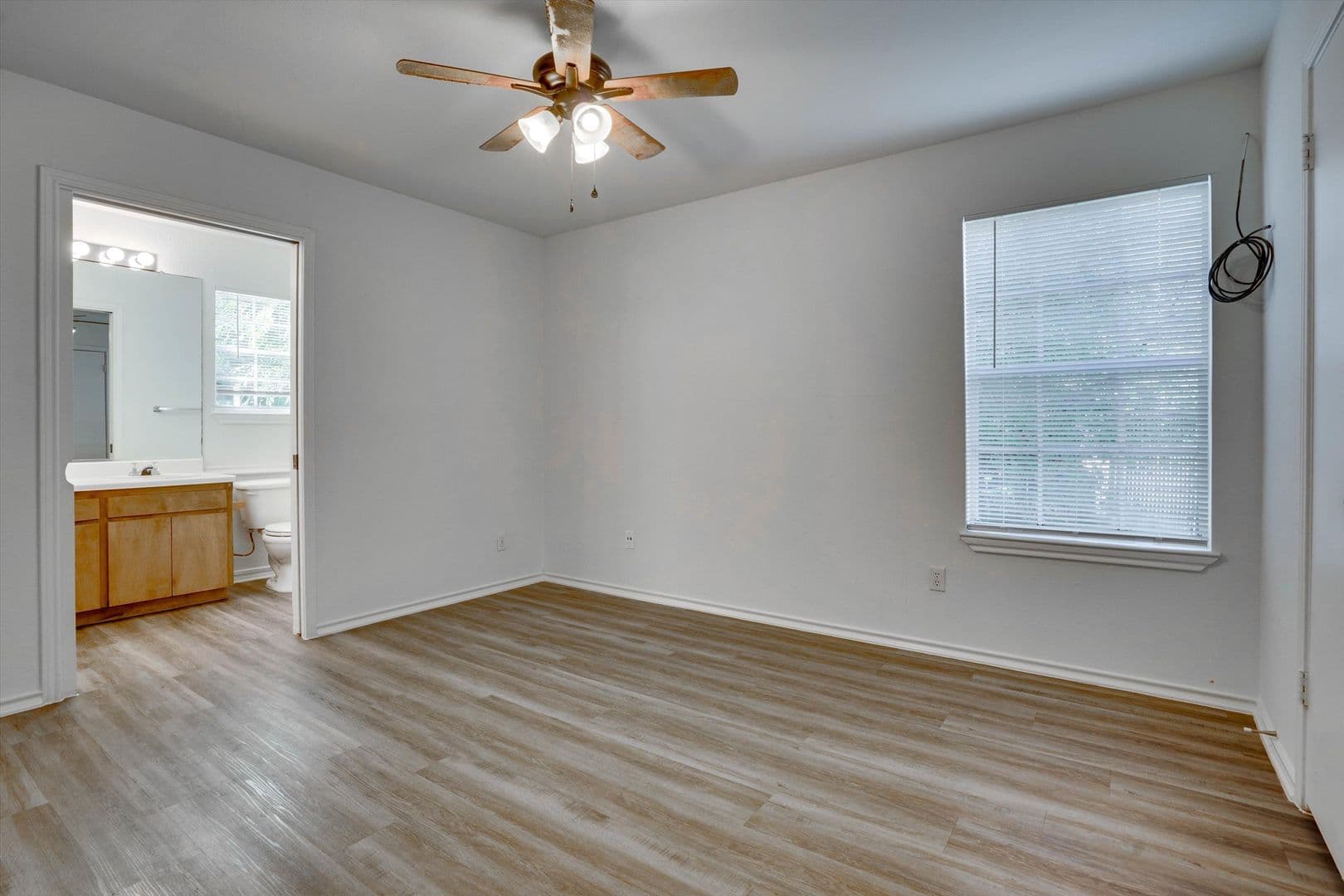 Round Rock House: 1720 Rawhide Loop