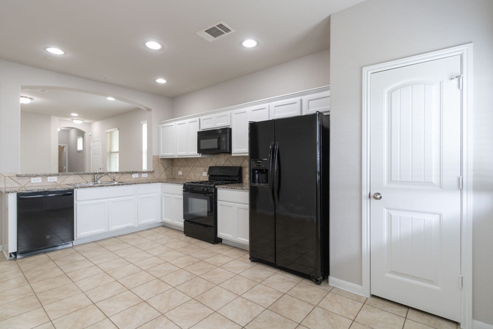Round Rock House: 2880 Donnell Dr Unit #4101