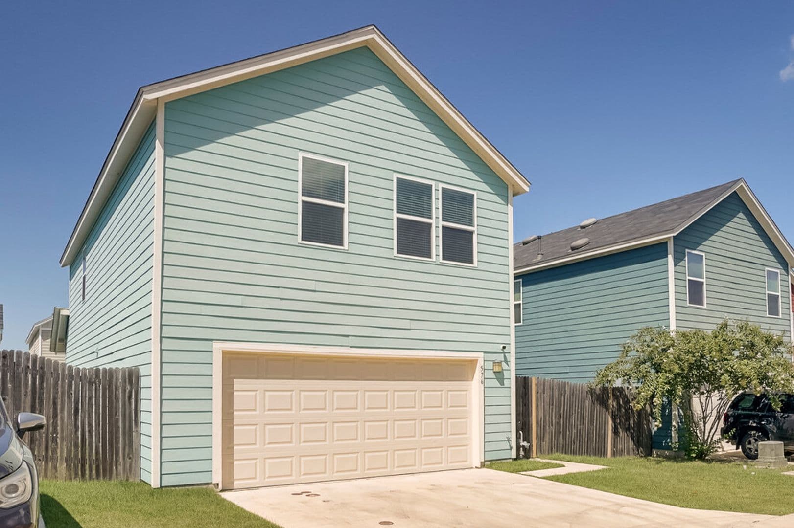Kyle House: 576 Ferrule Drive