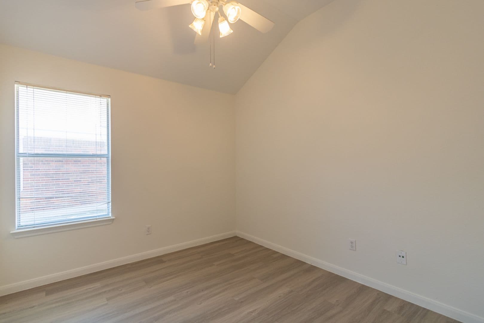 Round Rock House: 1010 Klondike Loop
