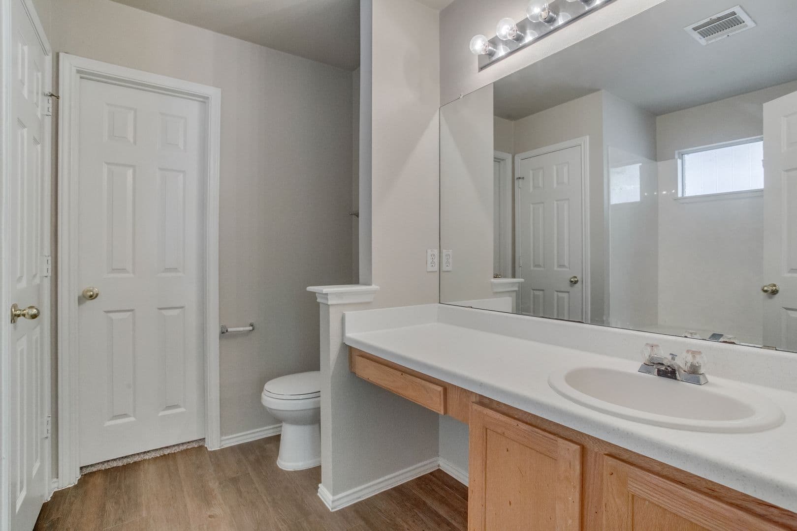 Austin House: 1400 Sir Thopas Trail