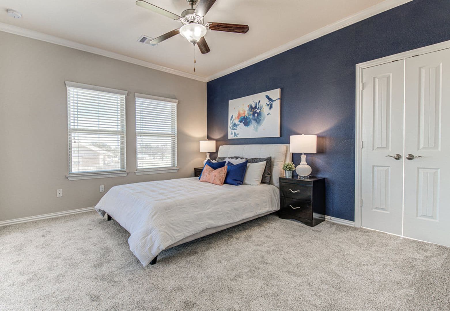 Leander House: 508 Nogales Ln
