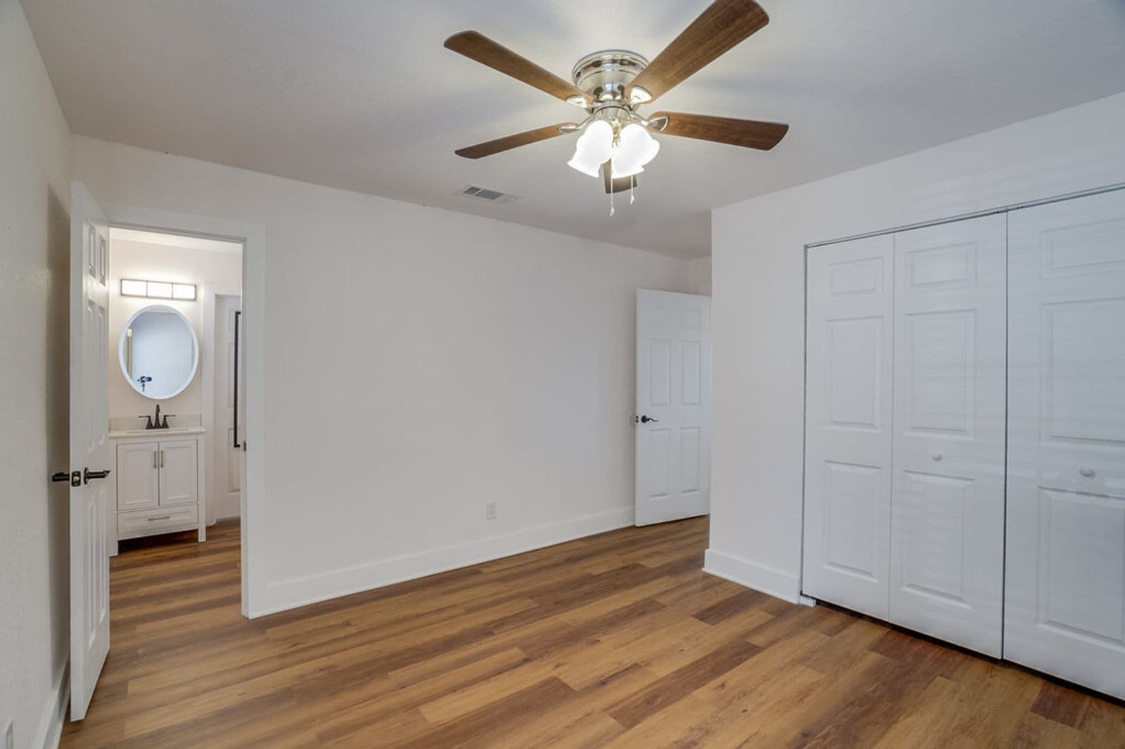 Leander House: 23393 Nameless Rd Unit #163