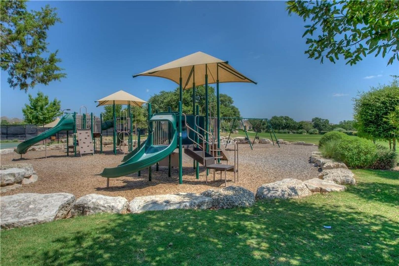 Austin House: 12221 Montclair Bend