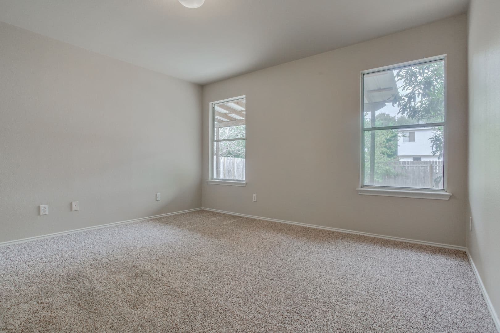Austin House: 1400 Sir Thopas Trail