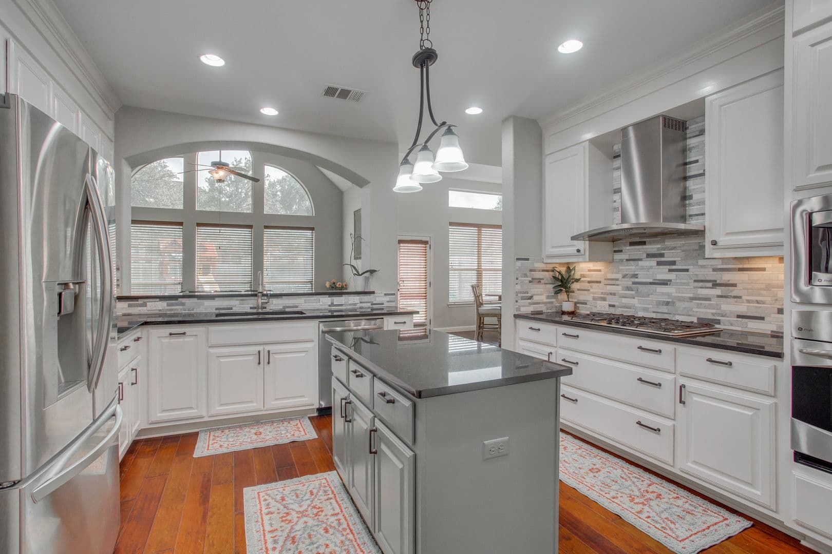 Austin House: 12221 Montclair Bend