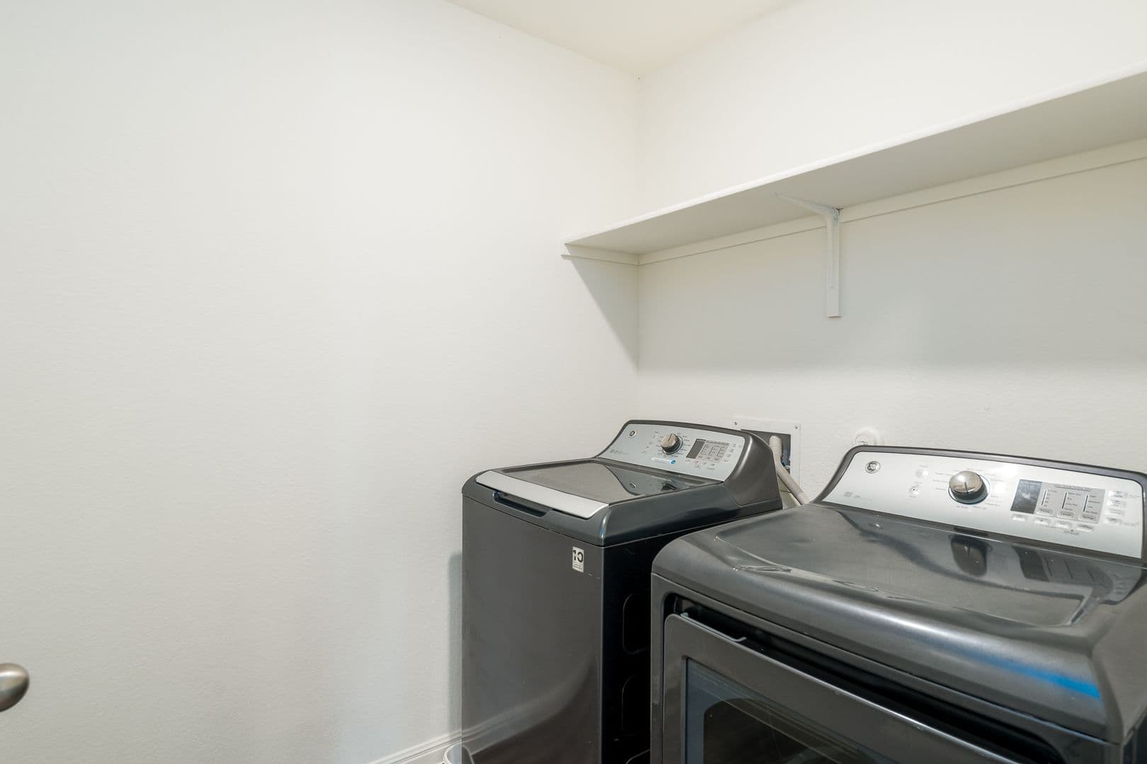 Hutto House: 243 Waterbuck Loop