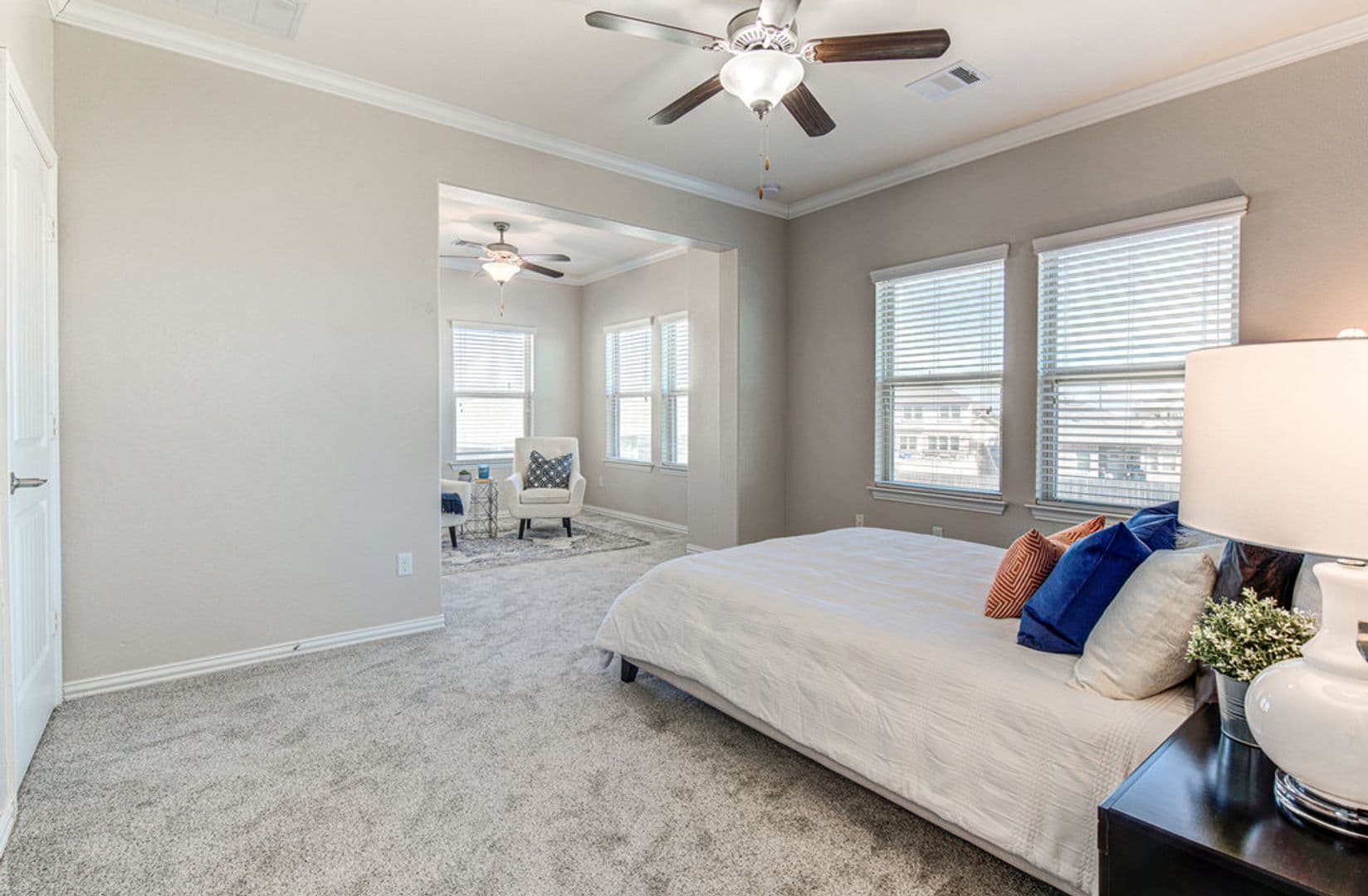 Leander House: 508 Nogales Ln