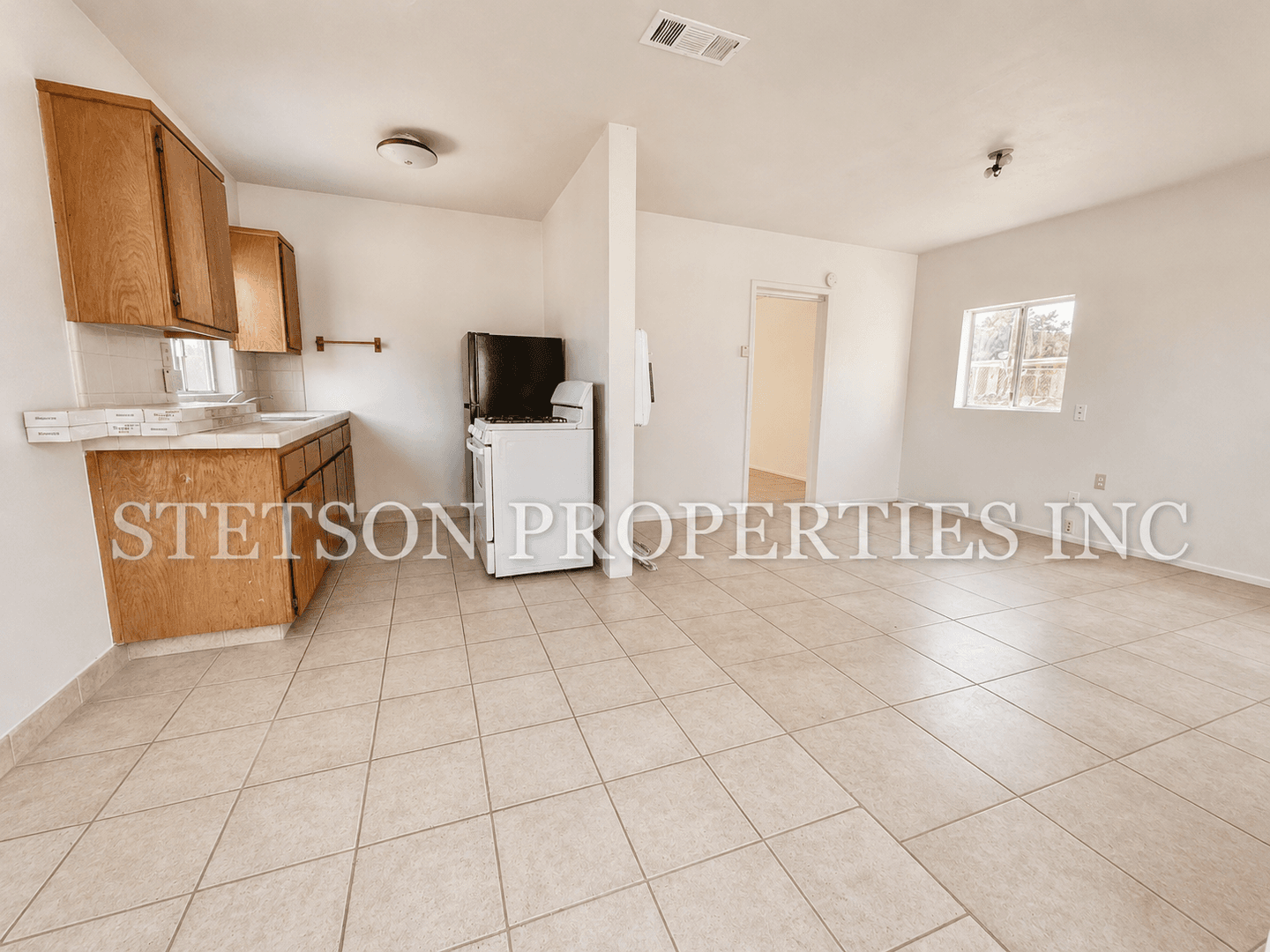 Porterville Apartment: E. Cleo Avenue