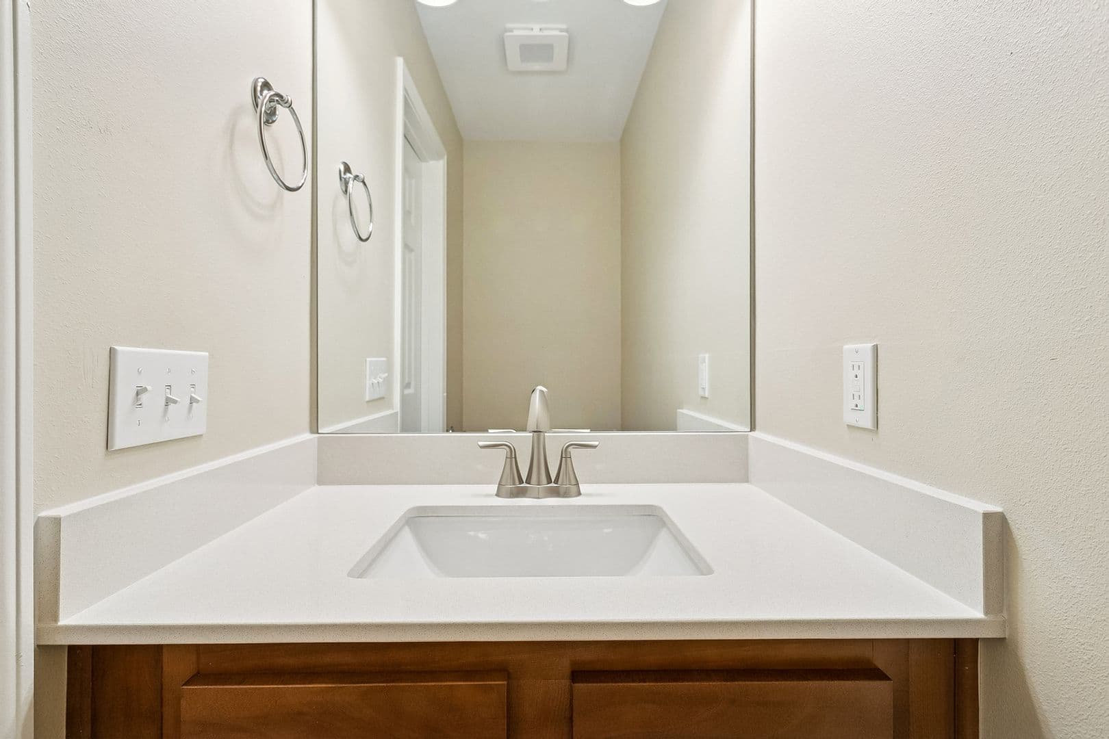 Covington Townhome: 103 Covington Meadows Cirlce Unit M
