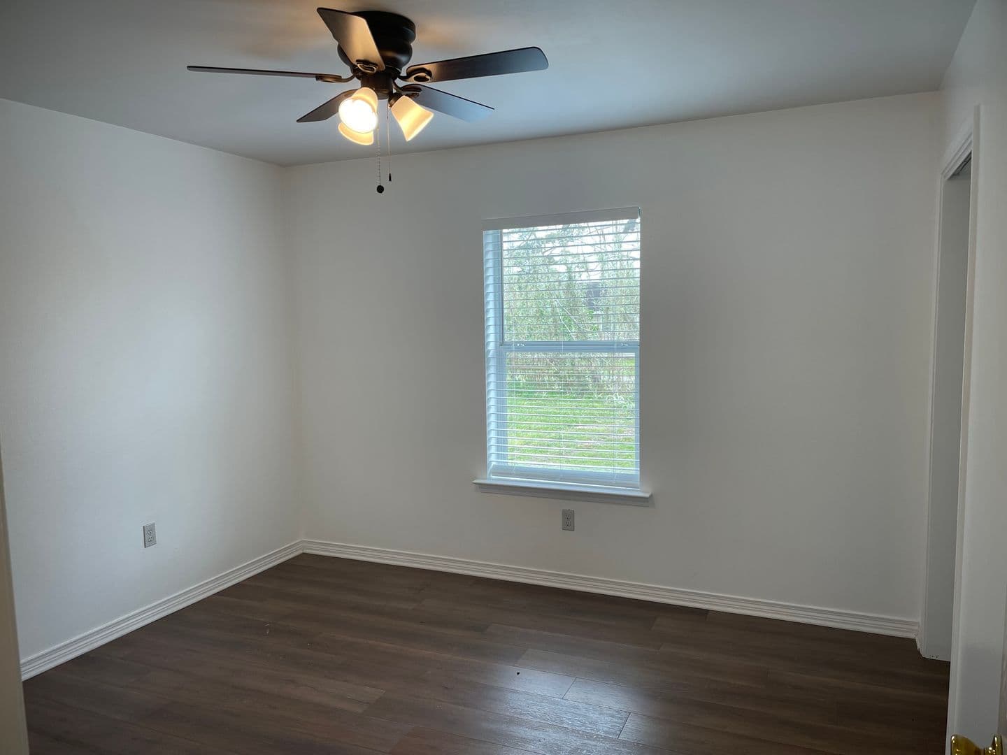 Chalmette House: 3013 Palmetto St