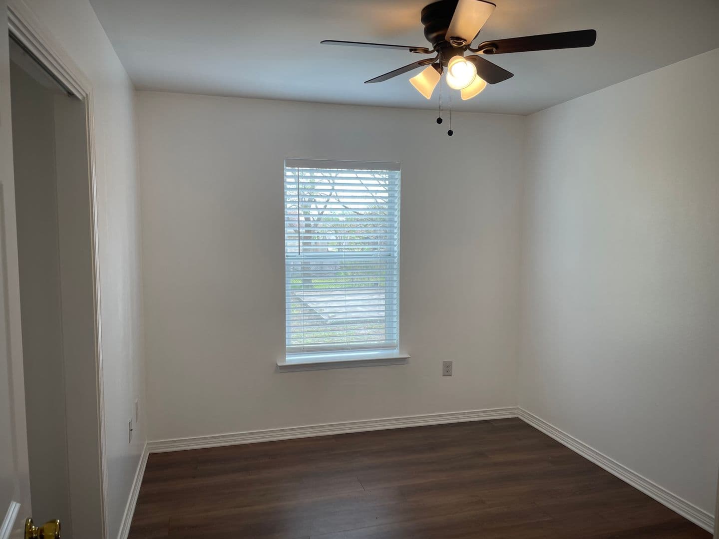 Chalmette House: 3013 Palmetto St