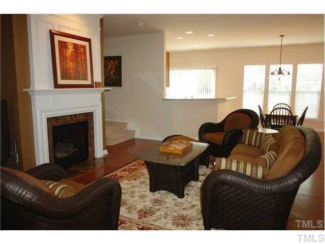 Raleigh House: 8302 Pilots View Drive