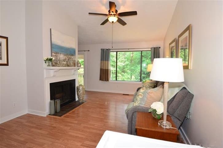 Cary Townhome: 105 Concannon Court