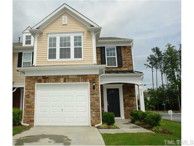 Raleigh House: 8302 Pilots View Drive