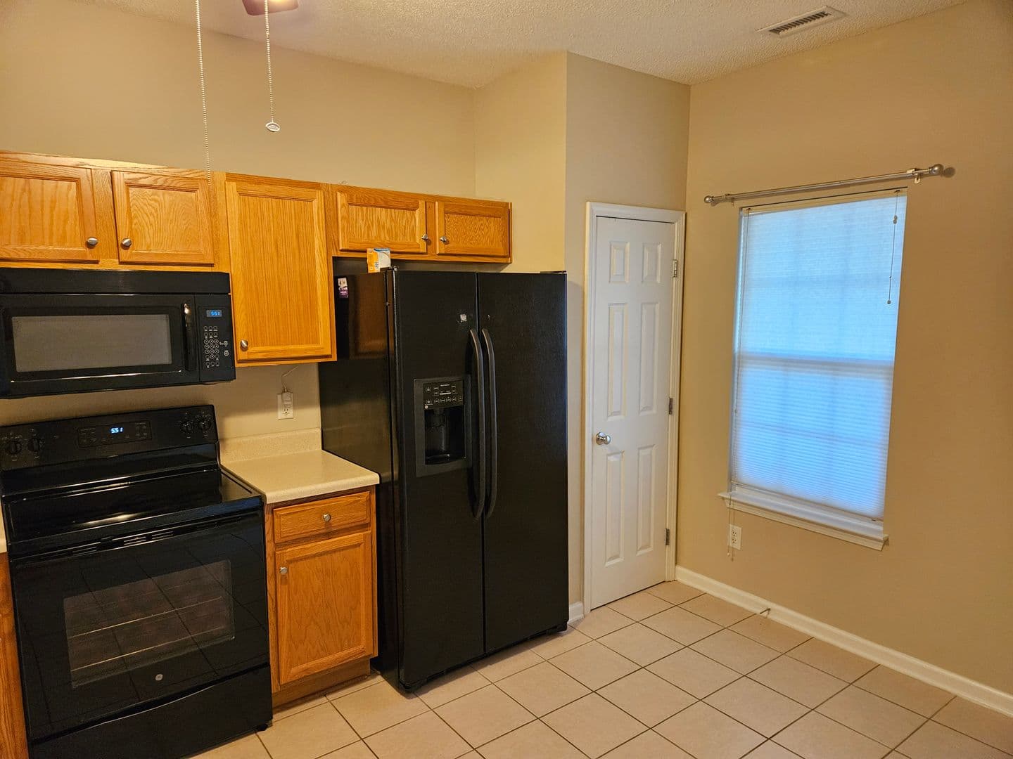 Holly Springs Townhome: 148 Cline Falls Drive
