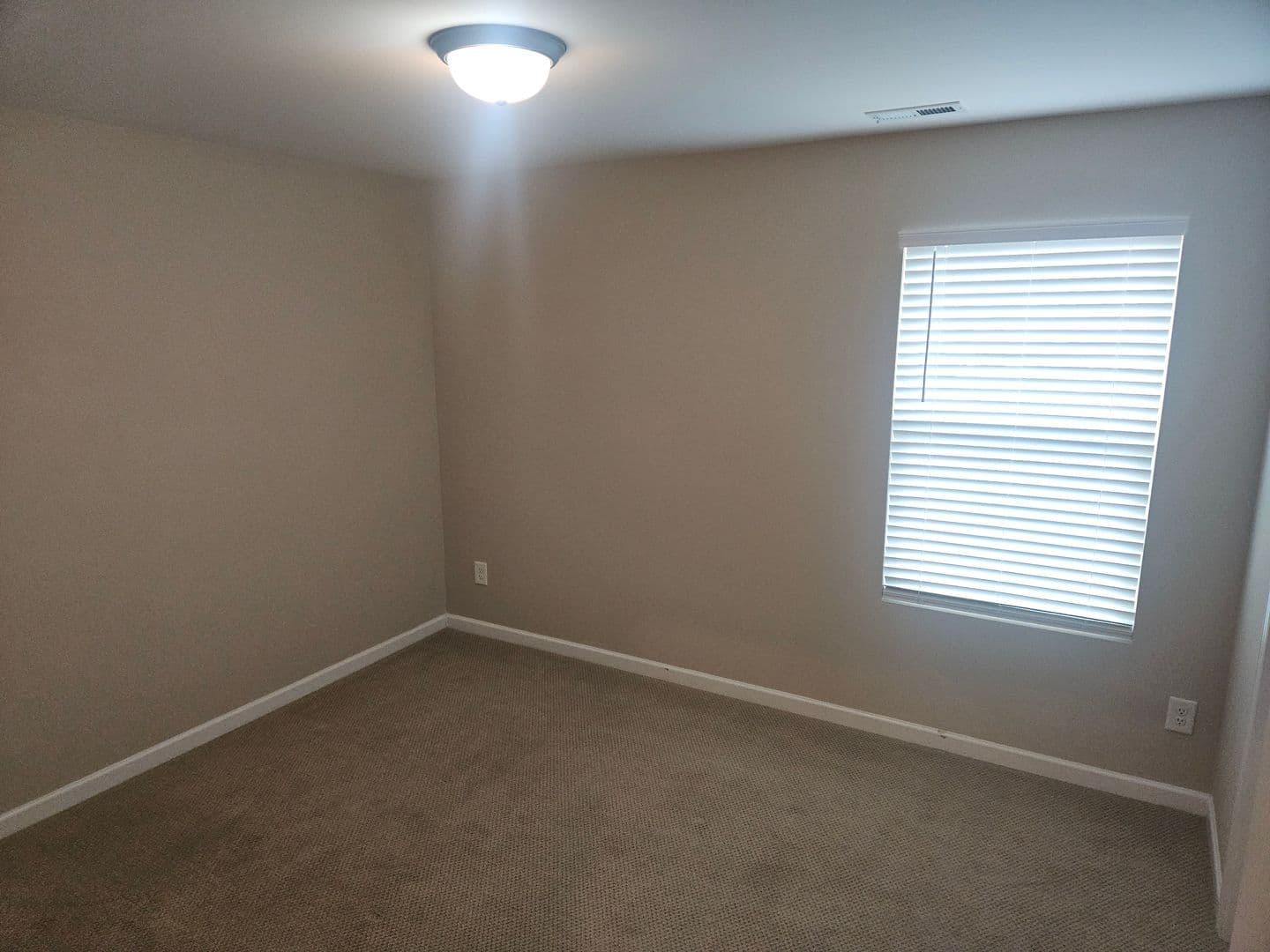 Cary House: 4219 Mahal Ave