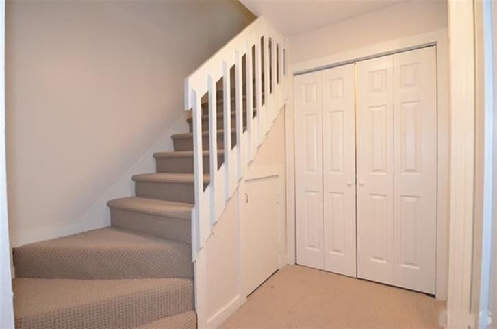 Cary Townhome: 105 Concannon Court