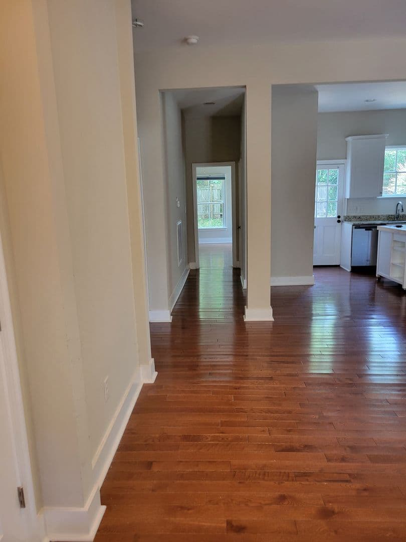 Raleigh House: 219 E. South Street