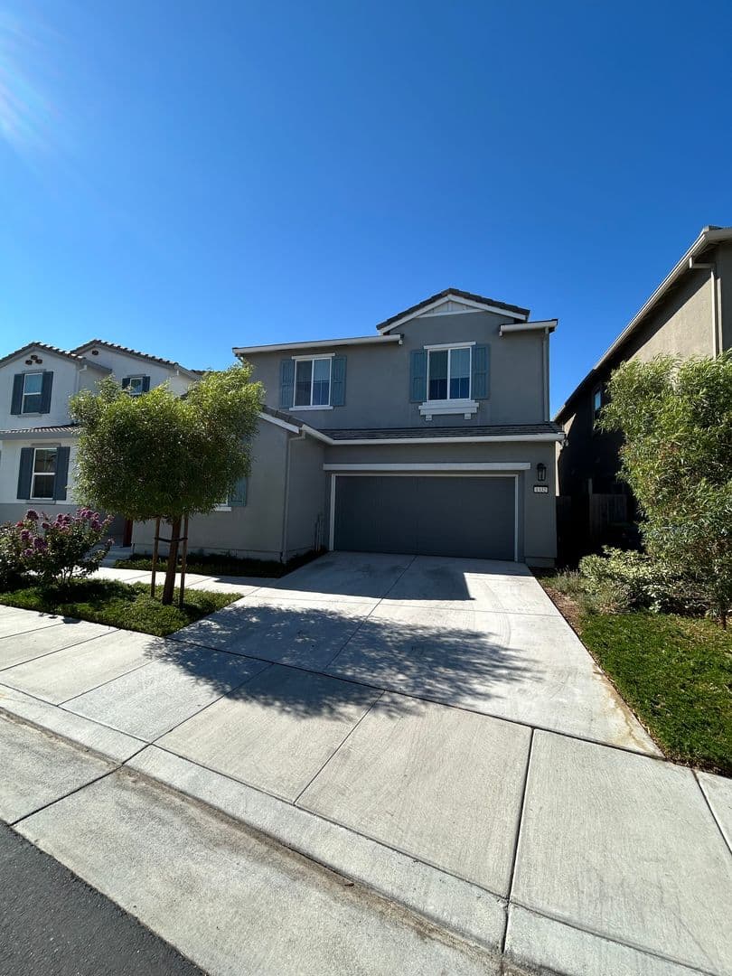 FAIRFIELD House: 1332 RENEWAL LN