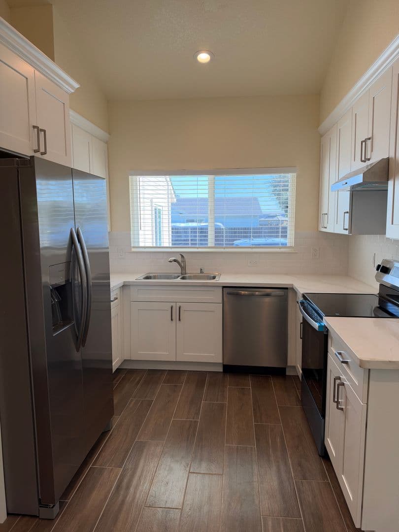 Suisun City House: 528 Bella Vista Drive