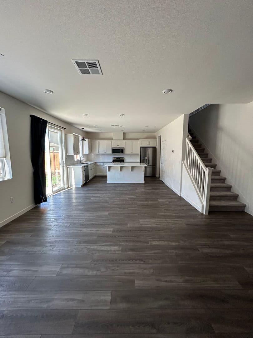 FAIRFIELD House: 1332 RENEWAL LN