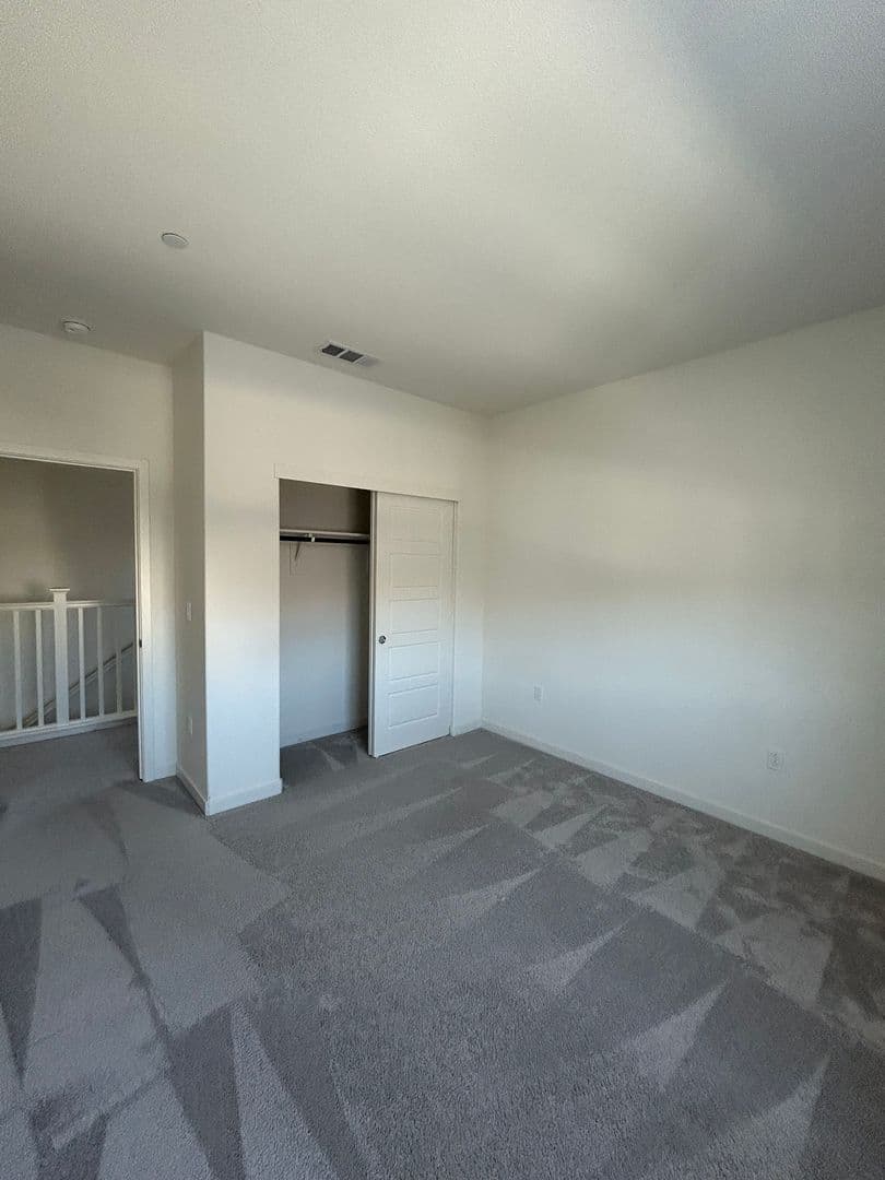 FAIRFIELD House: 1332 RENEWAL LN
