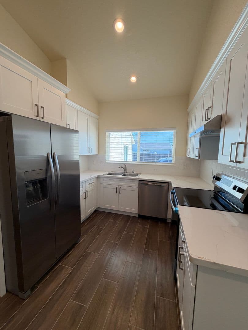 Suisun City House: 528 Bella Vista Drive
