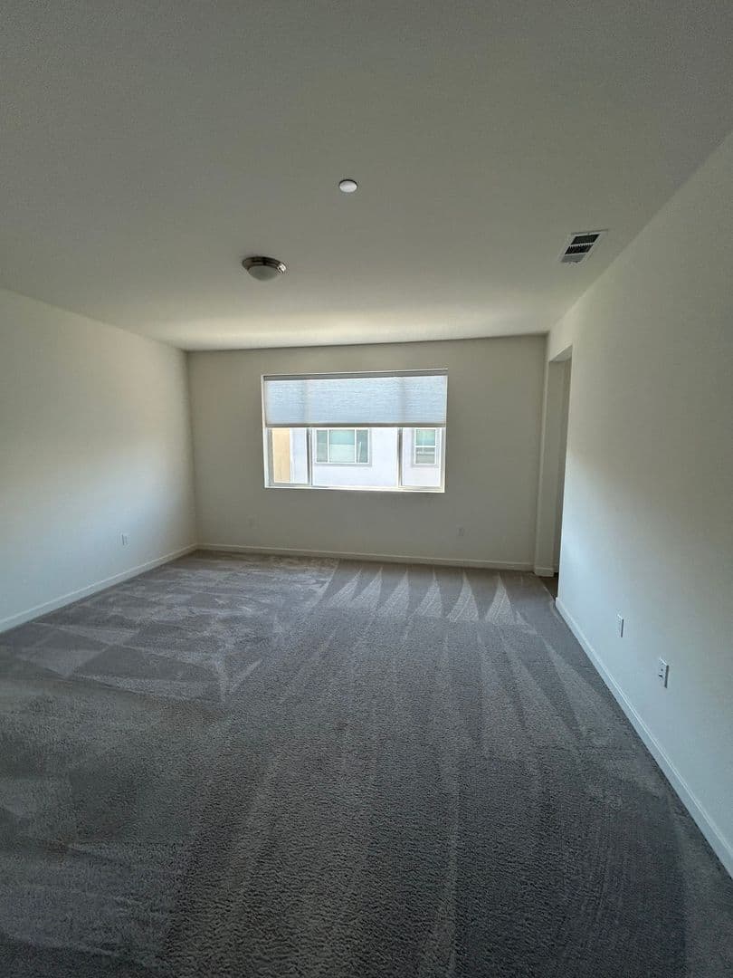 FAIRFIELD House: 1332 RENEWAL LN
