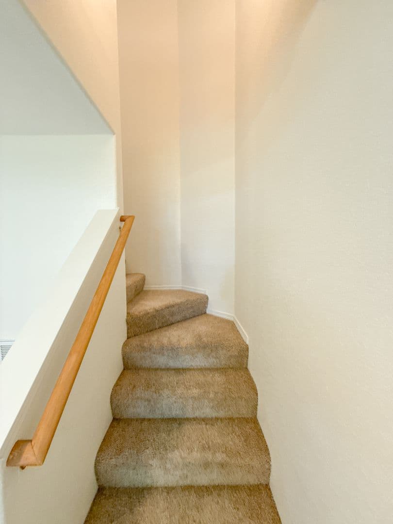 Klamath Falls Apartment: 622 Prescott Street