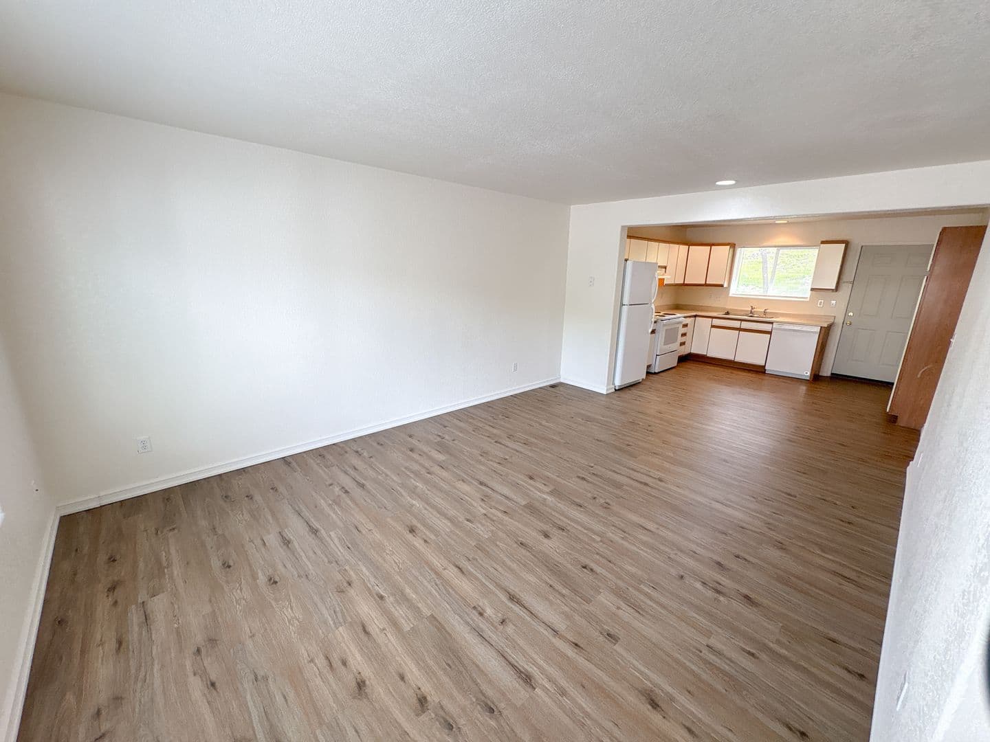 Klamath Falls Apartment: 429 Old Fort Rd