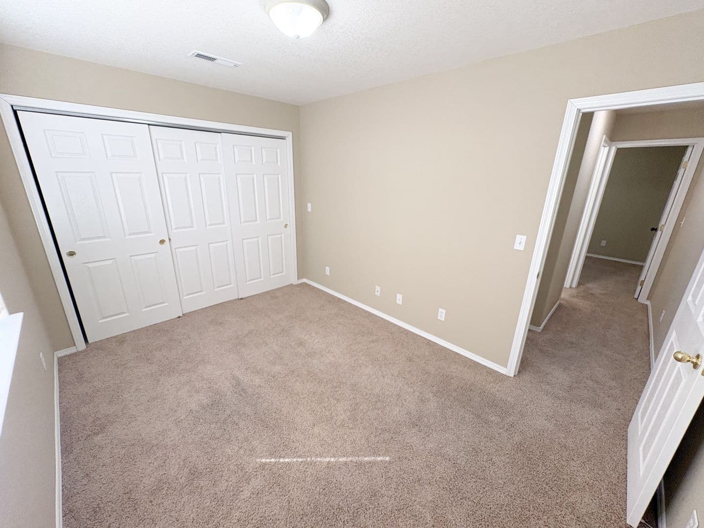 Klamath Falls Apartment: 622 Prescott Street