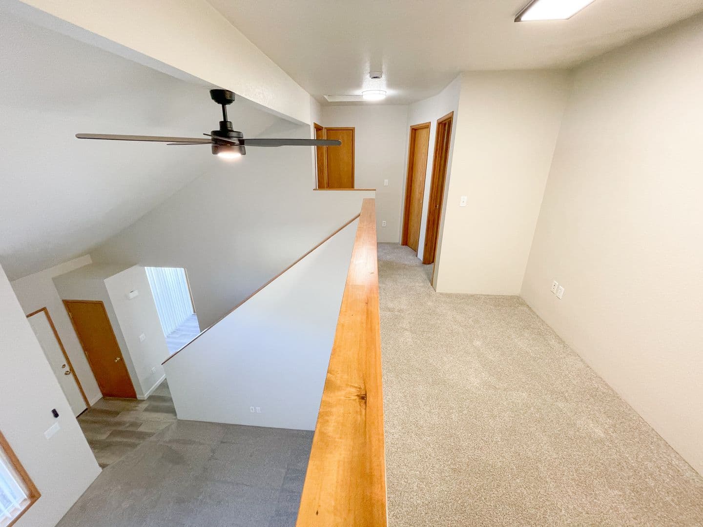 Klamath Falls Apartment: 5630-5632-5634-5636 North Hills Drive